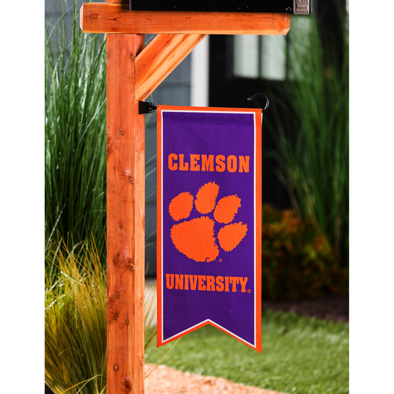 Clemson University, Flag Banner
