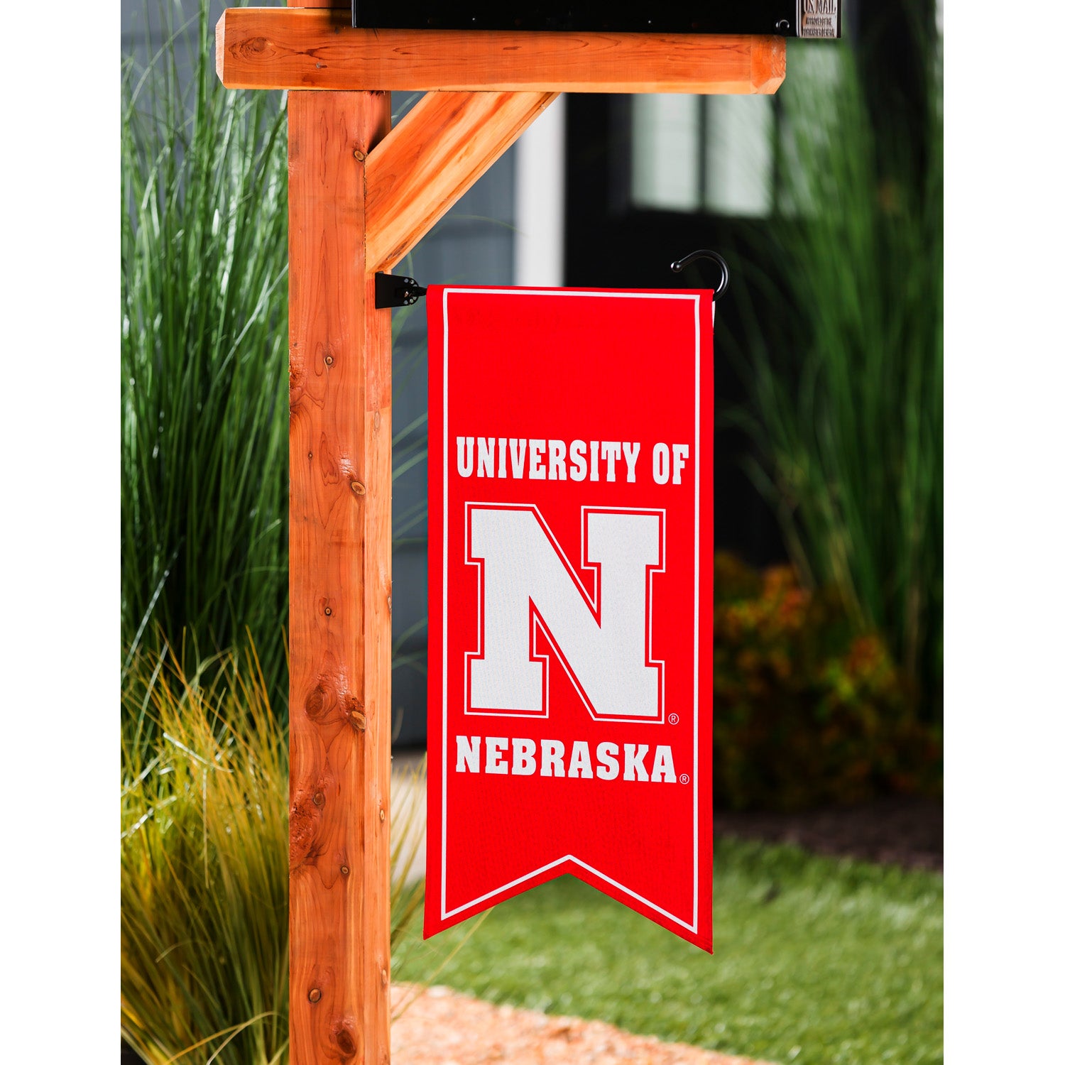 University of Nebraska, Flag Banner