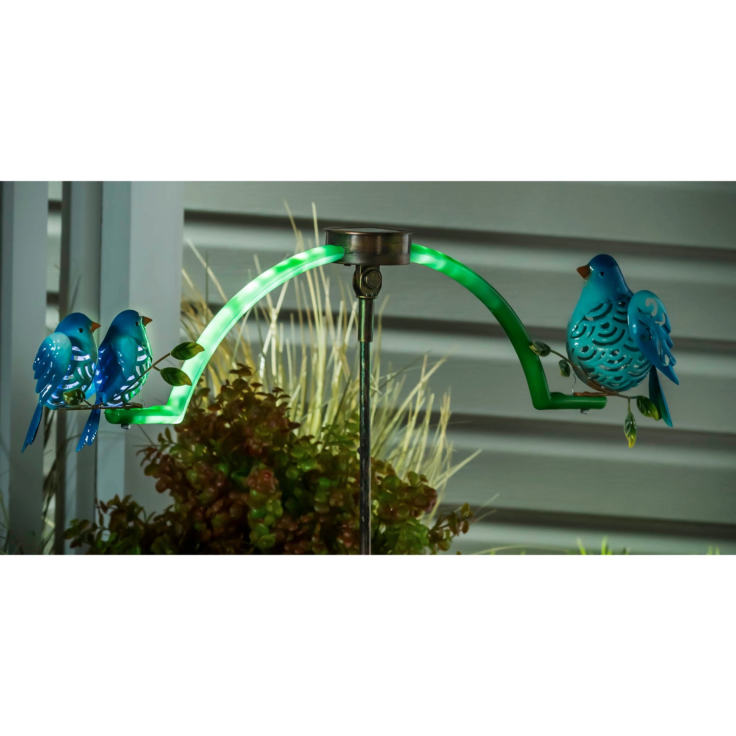 Chasing White Light Blue Bird Solar Balancer Garden Stake