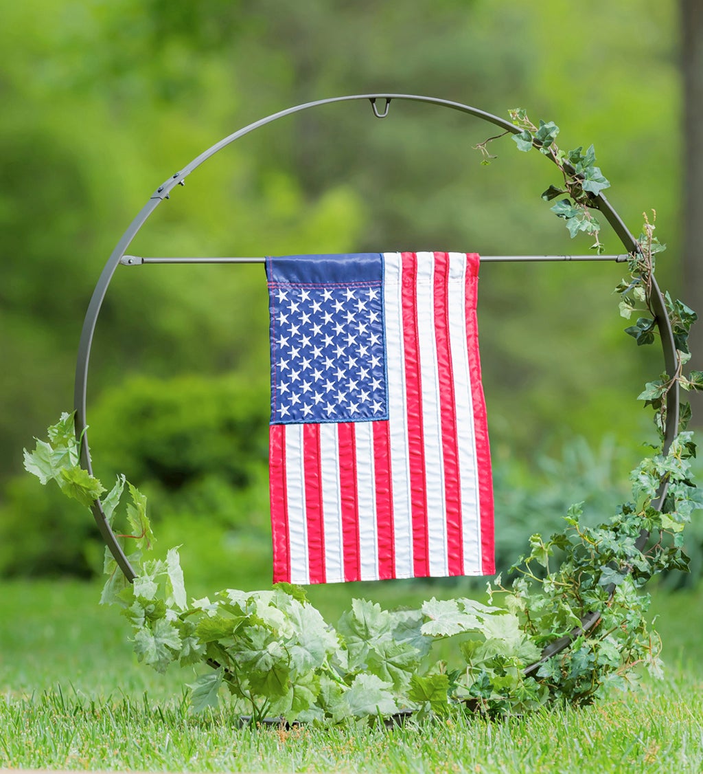 Metal Outdoor Sculptural Décor for Displaying Planter or Flag