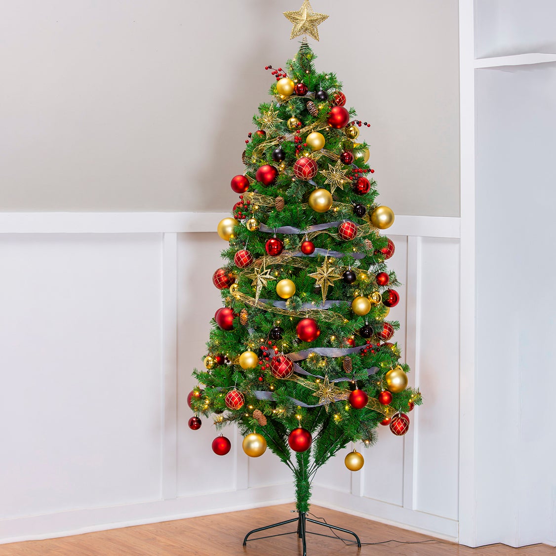 Holiday Traditions 7.5' Tree with 250 LED Lights and 140 Ornaments and Storage Bag